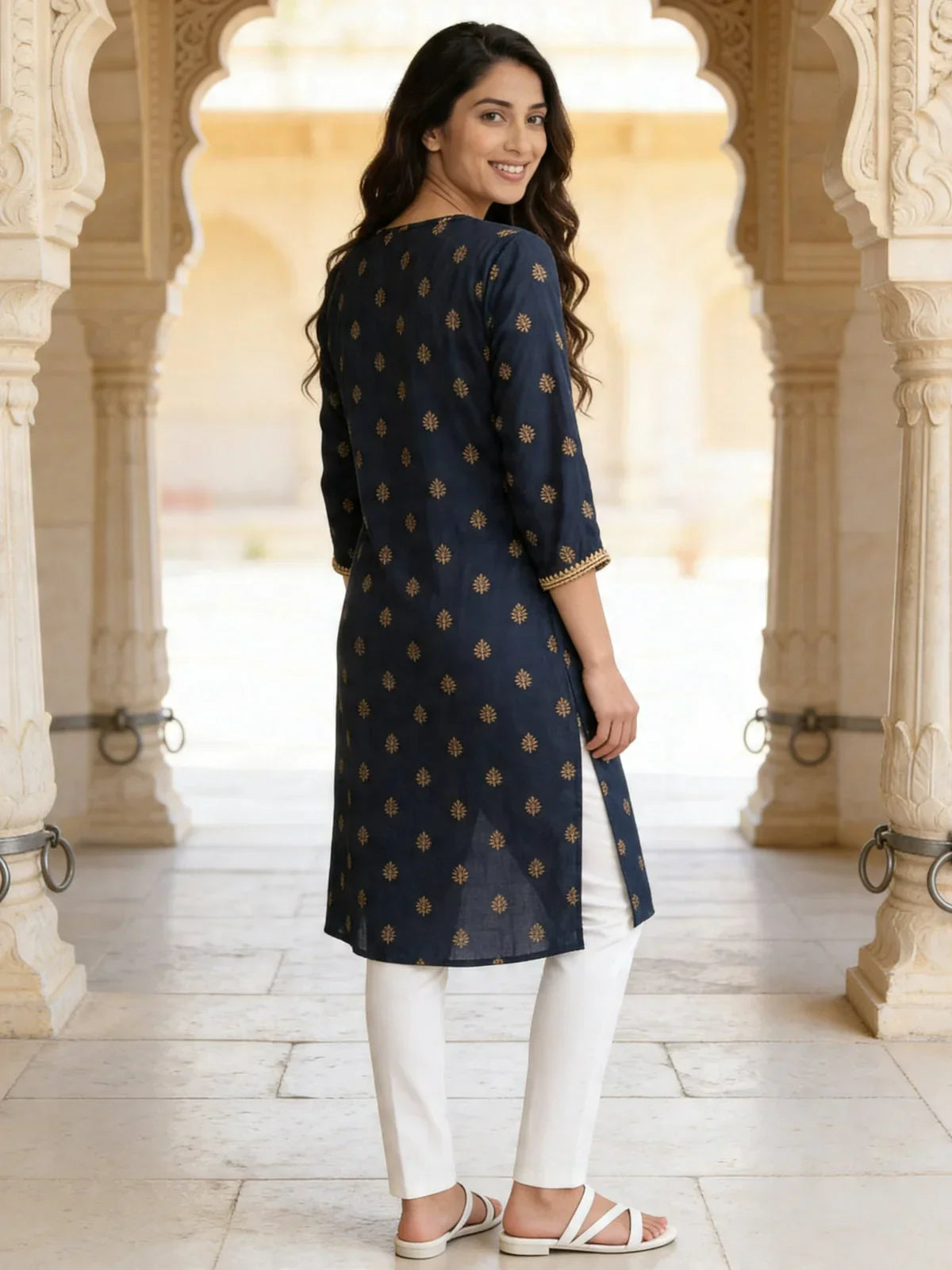 Rayon Embroidered Straight Knee Length Kurta