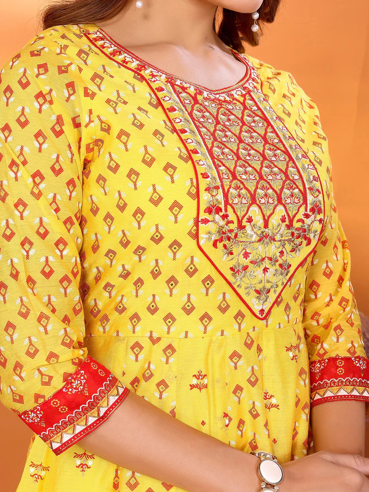 Viscose Poly Embroidered Anarkali Calf Length Kurta