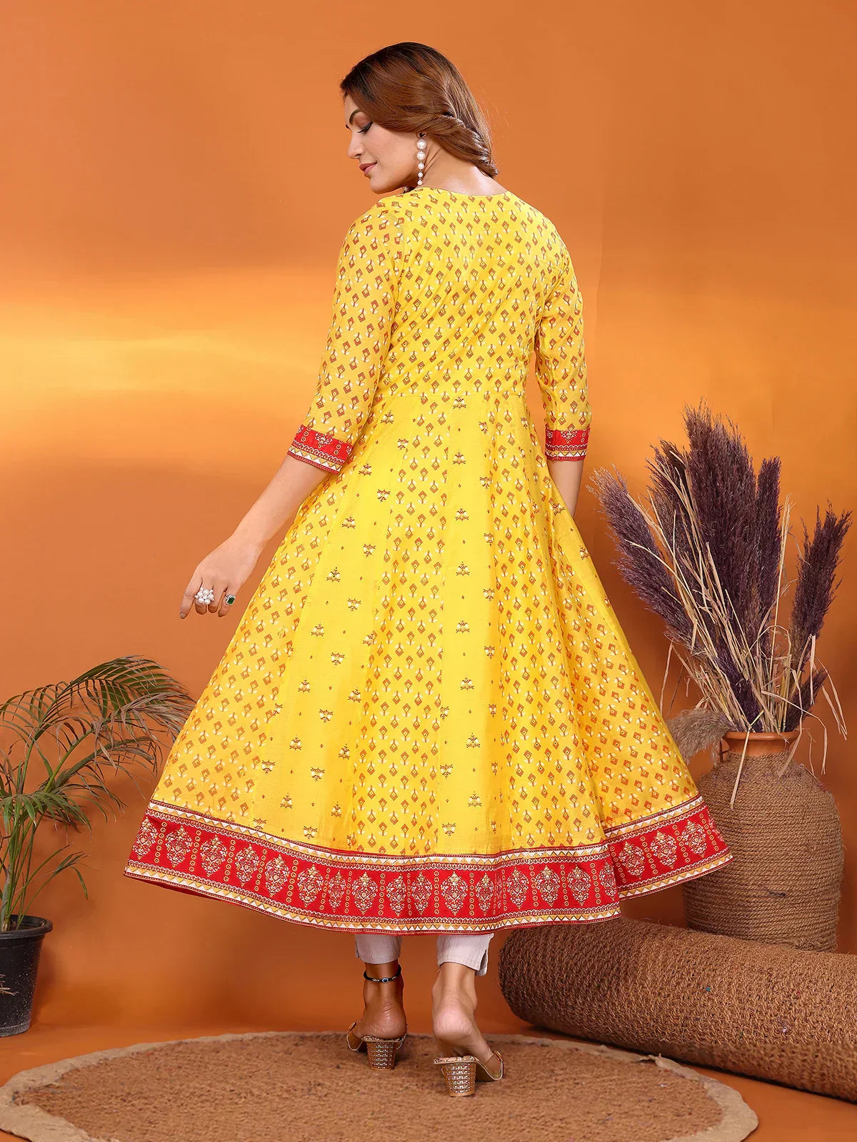 Viscose Poly Embroidered Anarkali Calf Length Kurta